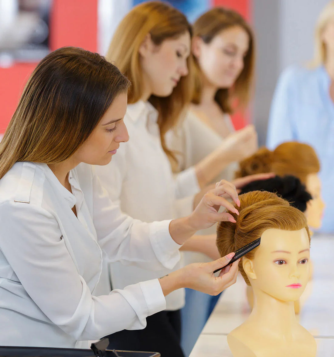 Online wig making and styling class